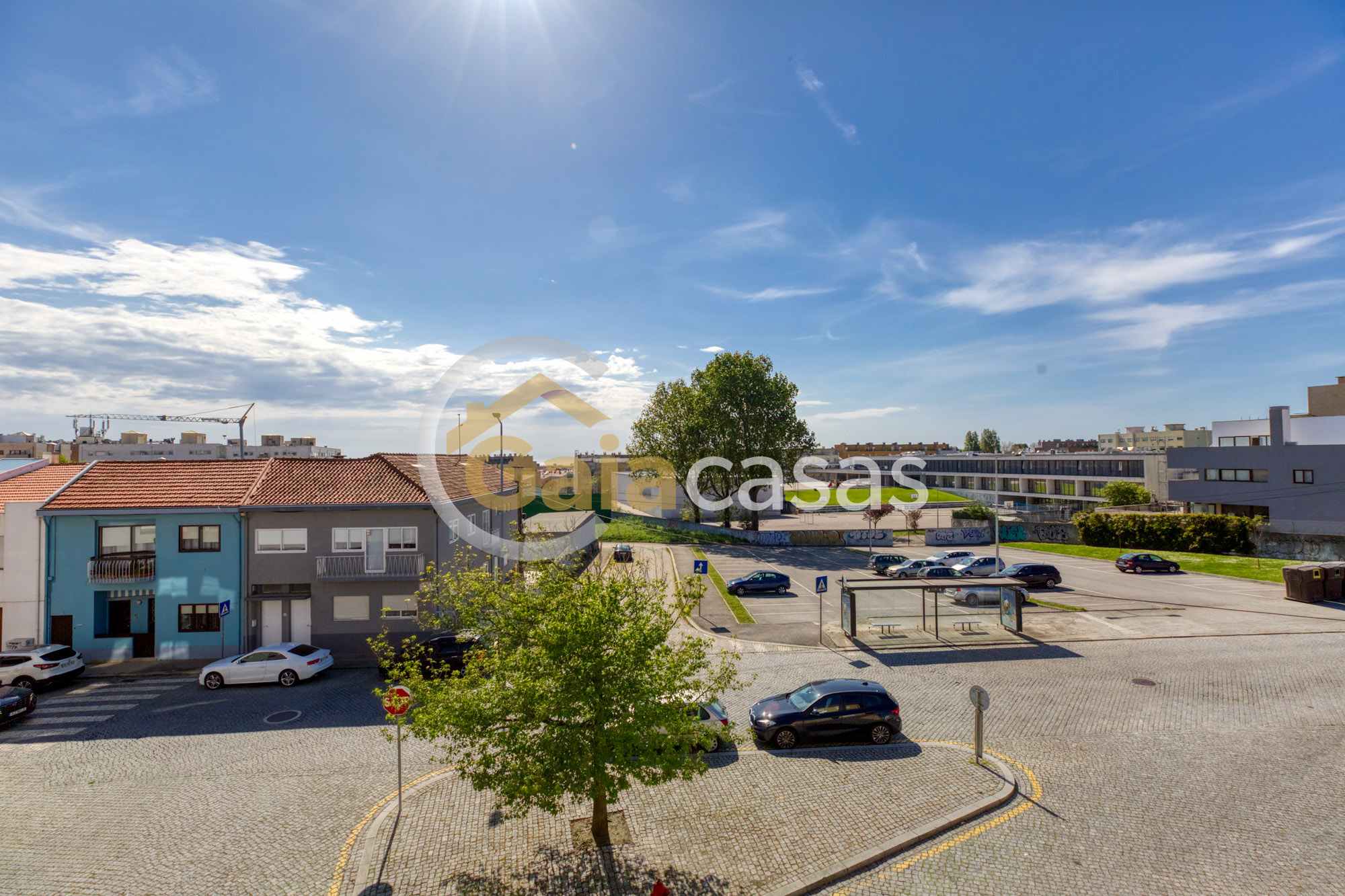 Apartamento T2 como novo com cozinha equipada e Garagem