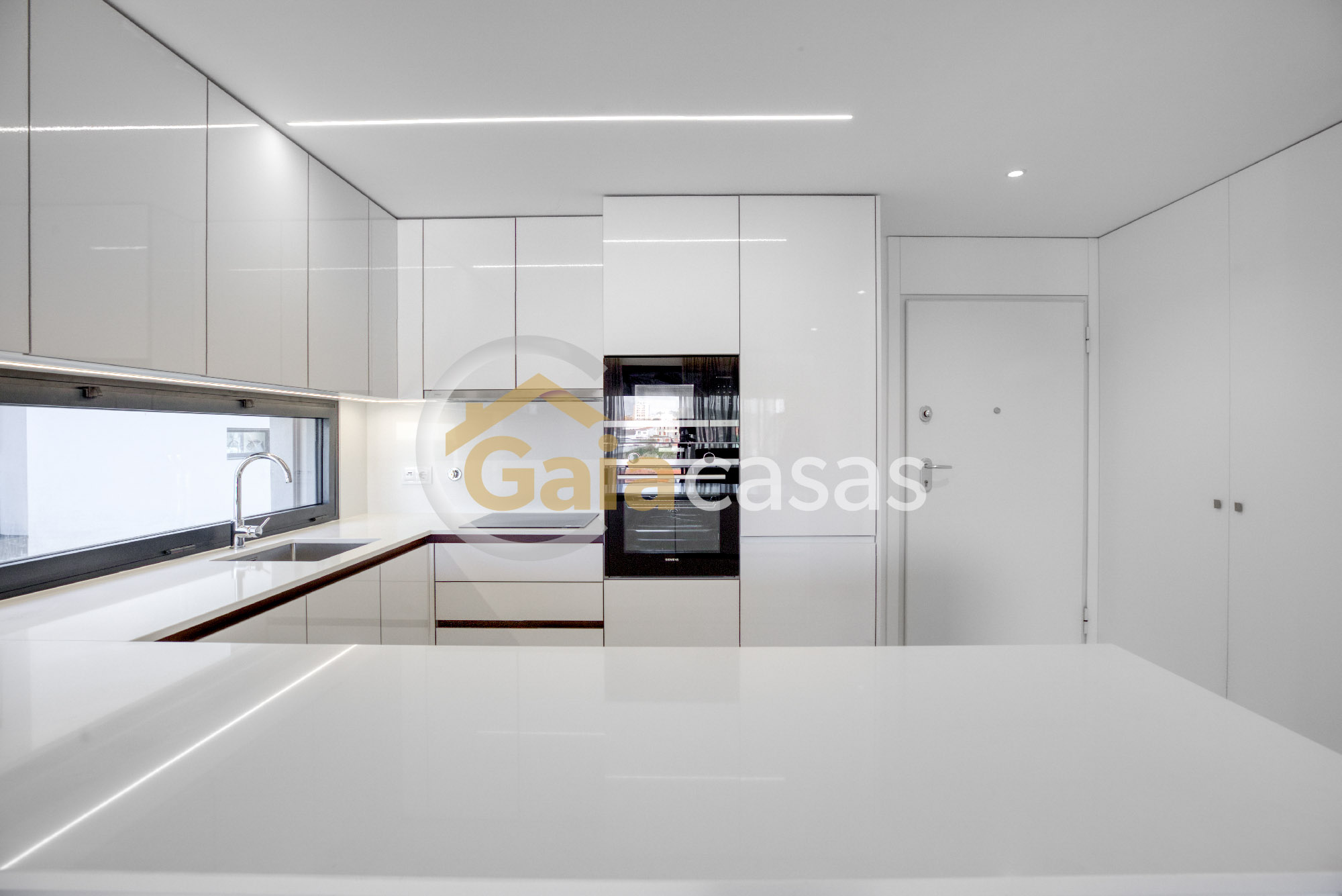 kitchenet.jpg