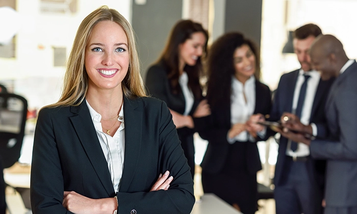equipa de consultores imobiliarios